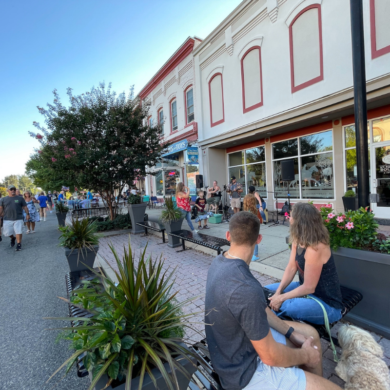 9/20: Rural Folk Fiasco Live in Concert